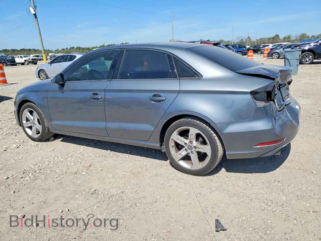 2017 AUDI A3 - VIN: WAUAUGFF7H1037689 - Фото 2