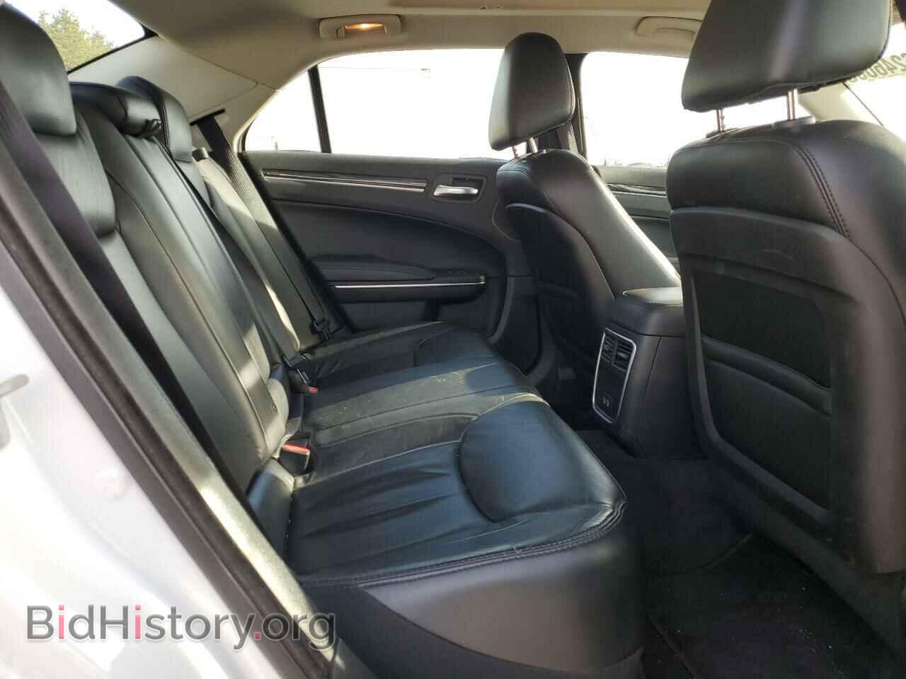 2017 CHRYSLER 300 - VIN: 2C3CCARG9HH582640 - Фото 10