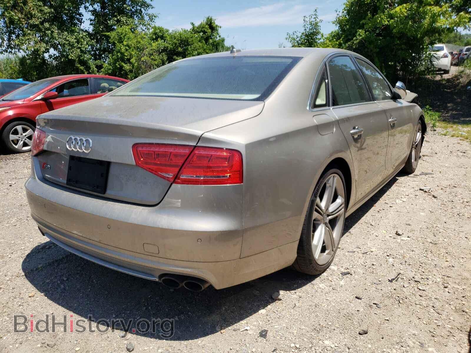 2014 AUDI S8 - VIN: WAUD2AFD7EN003951 - Фото 4