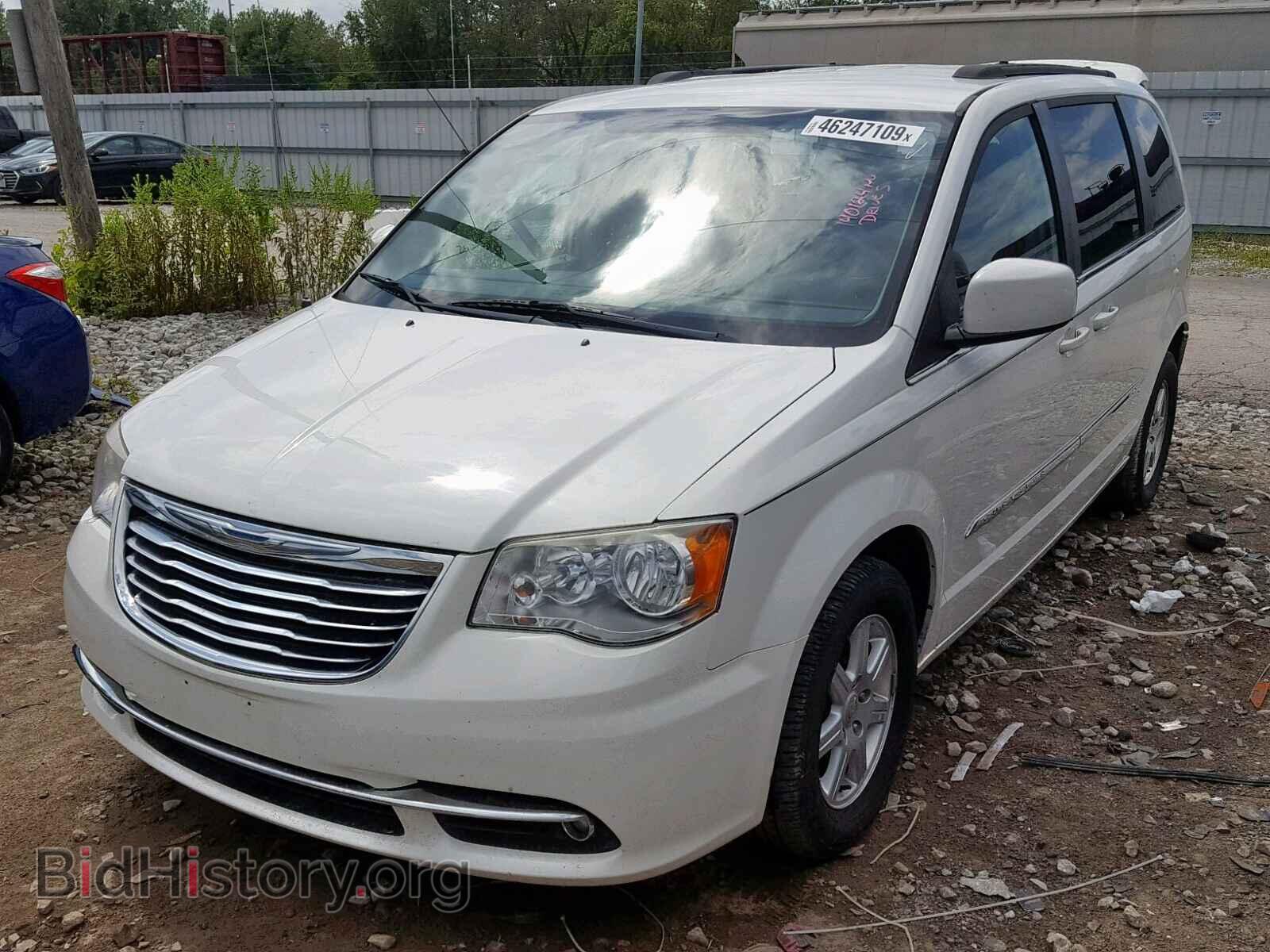 2012 CHRYSLER TOWN & COU - VIN: 2C4RC1BG4CR207581 - Фото 2