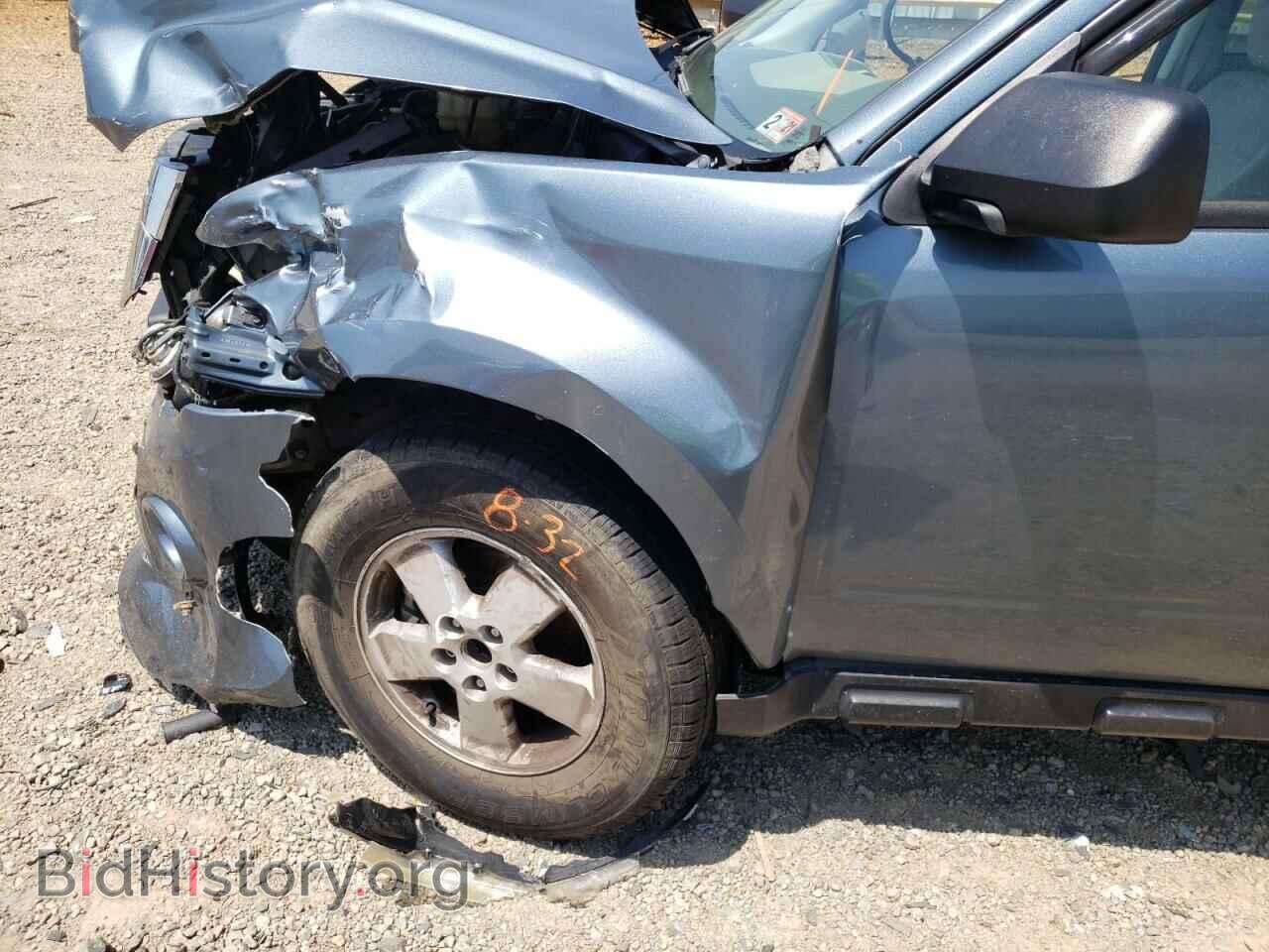 2011 FORD ESCAPE - VIN: 1FMCU0D77BKA42256 - Фото 9