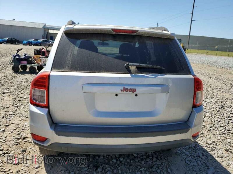 2011 Jeep COMPASS (VIN 1J4NT1FA6BD156911) — фото 6 из 13