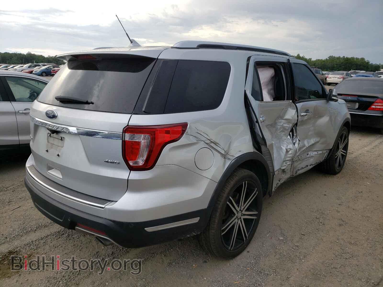 2018 FORD EXPLORER - VIN: 1FM5K8F89JGB13378 - Фото 4