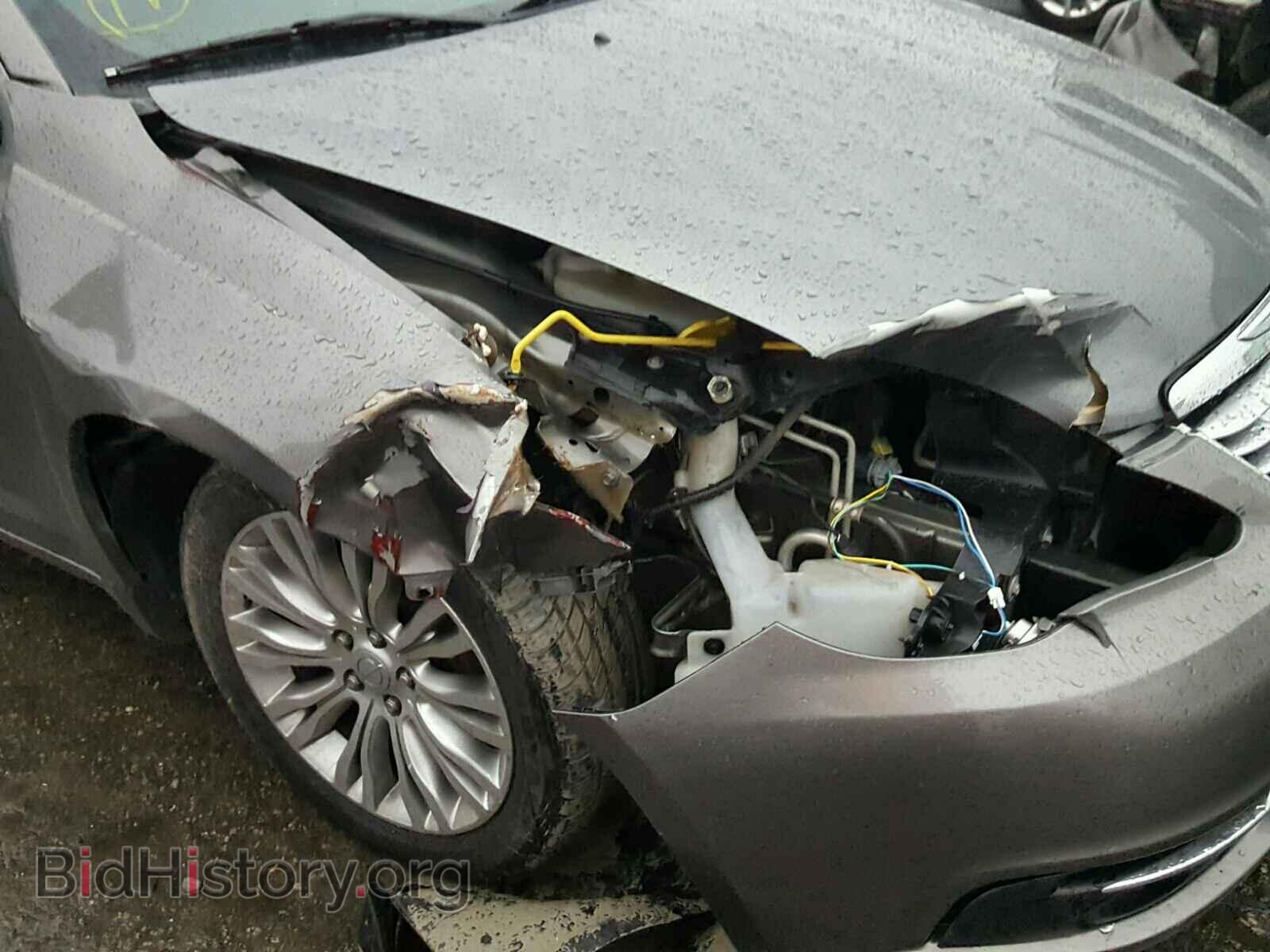 2012 CHRYSLER 200 - VIN: 1C3CCBAB7CN256910 - Фото 9