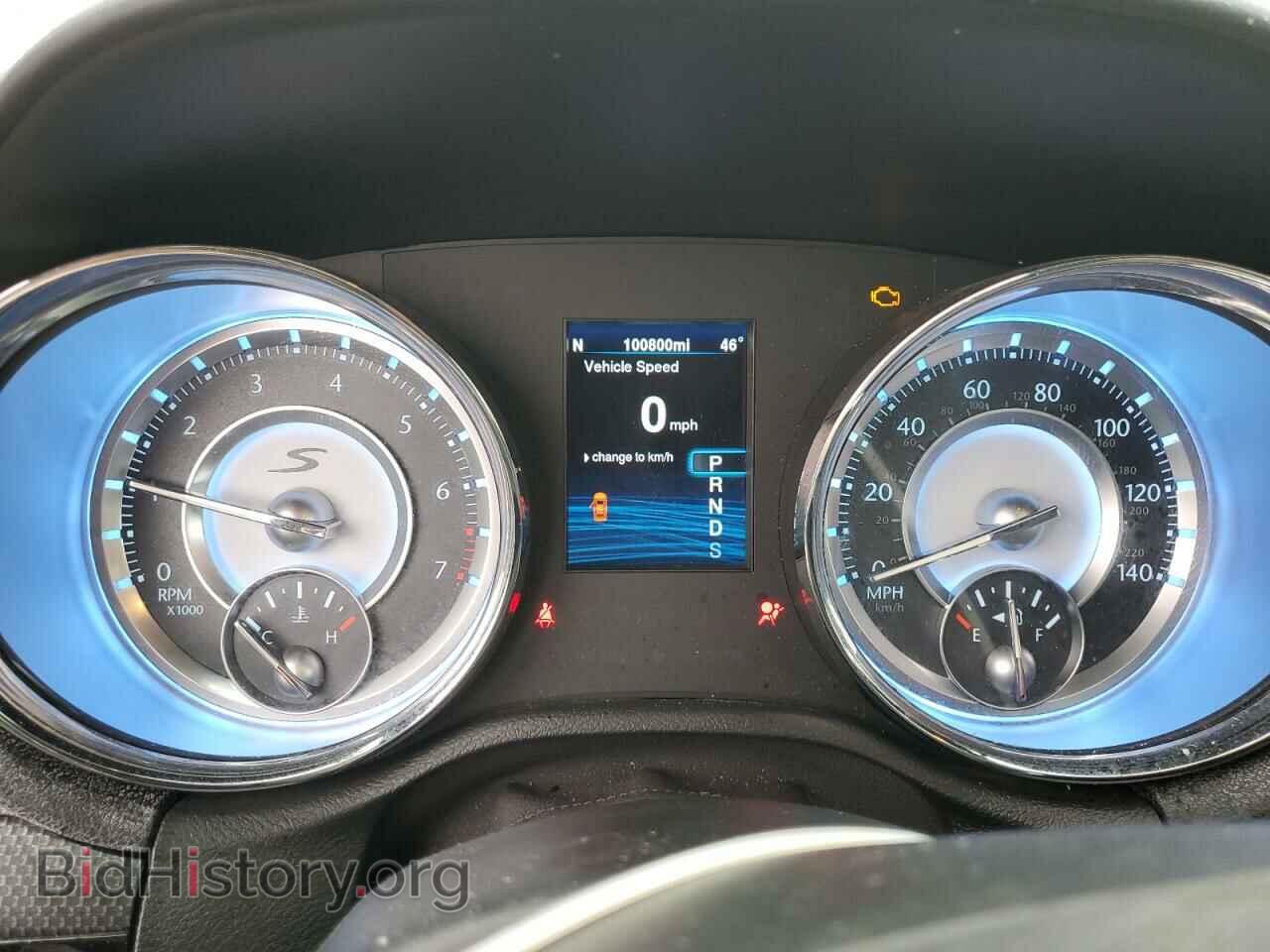 2014 CHRYSLER 300 - VIN: 2C3CCAGG6EH121801 - Фото 9