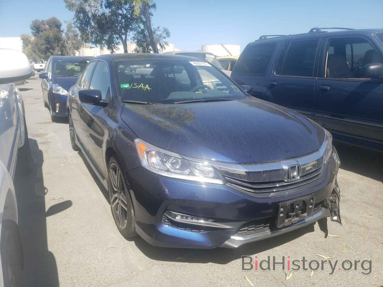 Photo 1HGCR2F51HA172191 - HONDA ACCORD 2017