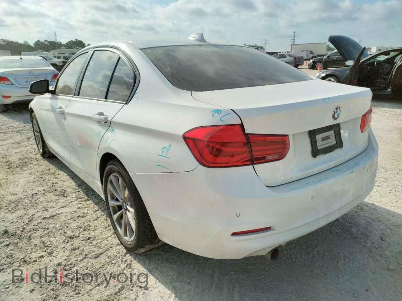 2016 BMW 3 SERIES - VIN: WBA8E1G50GNT35006 - Фото 3