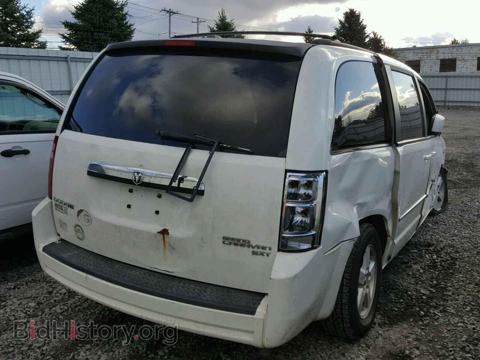 2010 DODGE CARAVAN - VIN: 2D4RN5D12AR210232 - Фото 4