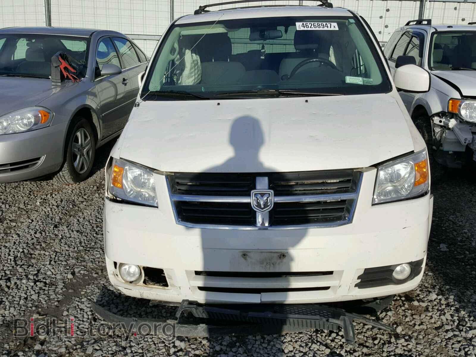 2010 DODGE CARAVAN - VIN: 2D4RN5D12AR210232 - Фото 9
