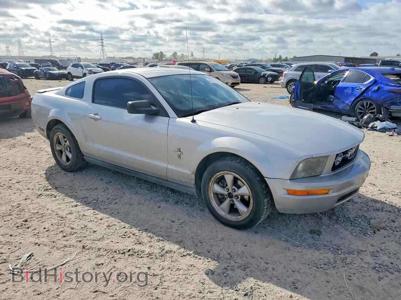 2008 FORD MUSTANG - VIN: 1ZVHT80N685202728 - Фото 4