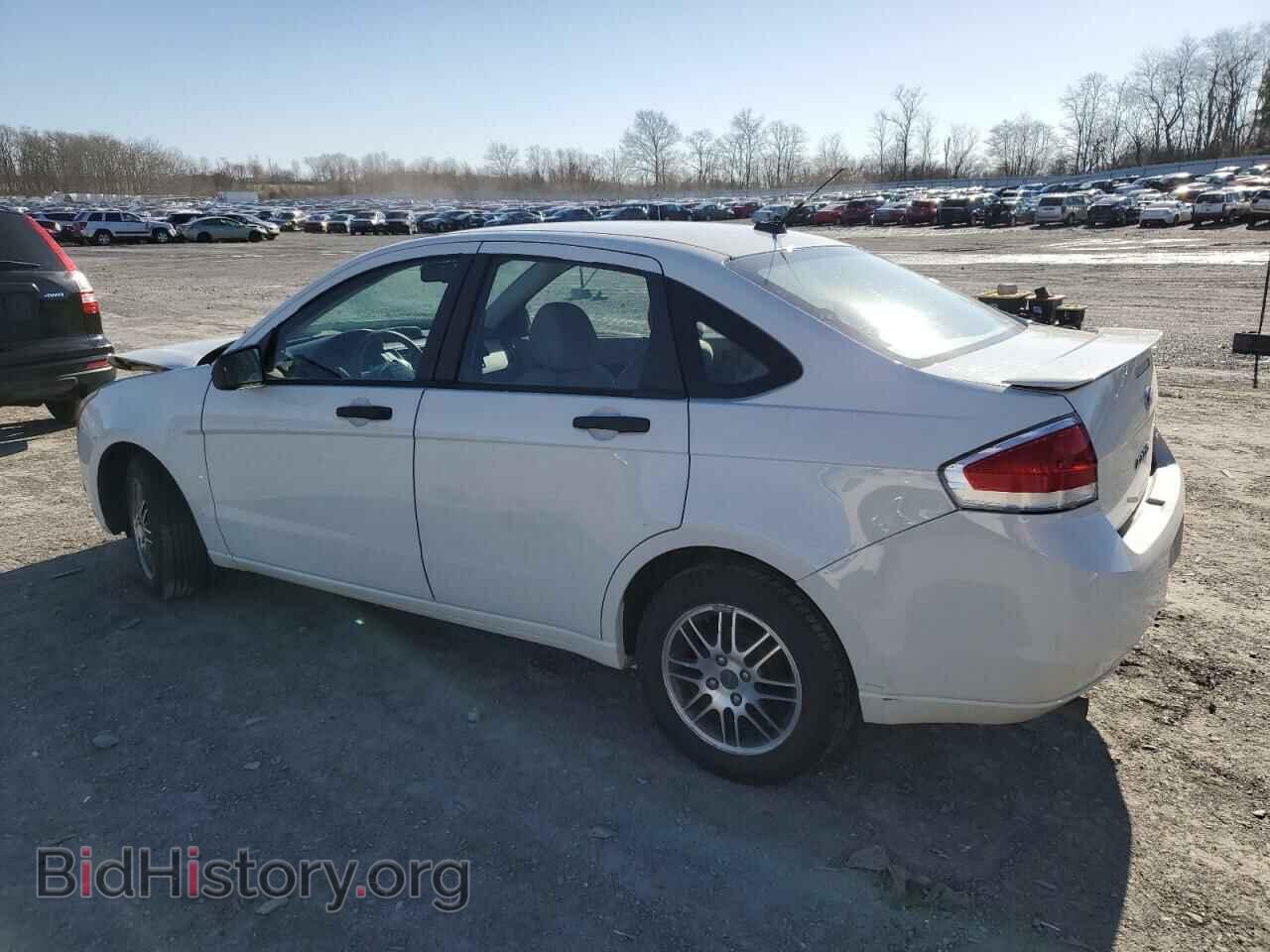 2010 FORD FOCUS - VIN: 1FAHP3FN5AW266380 - Фото 2