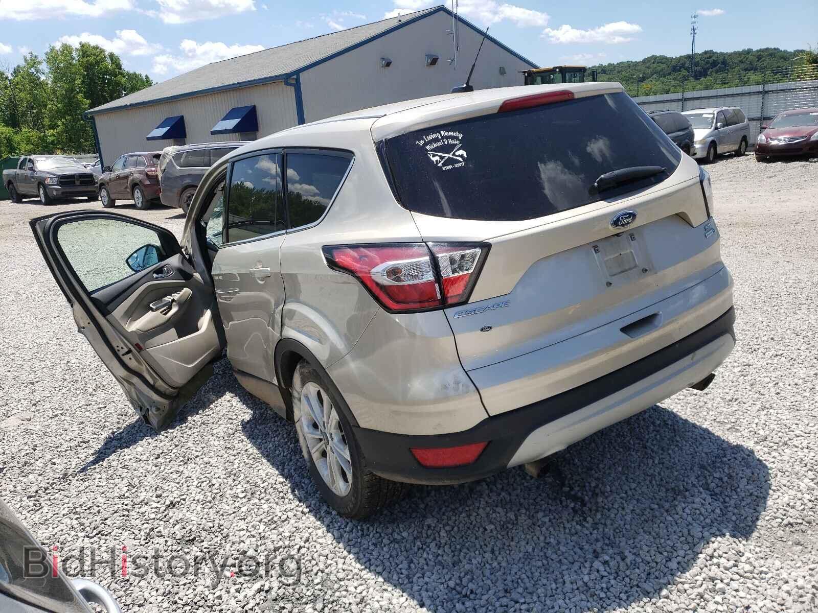 2017 FORD ESCAPE - VIN: 1FMCU9GD7HUC46509 - Фото 3