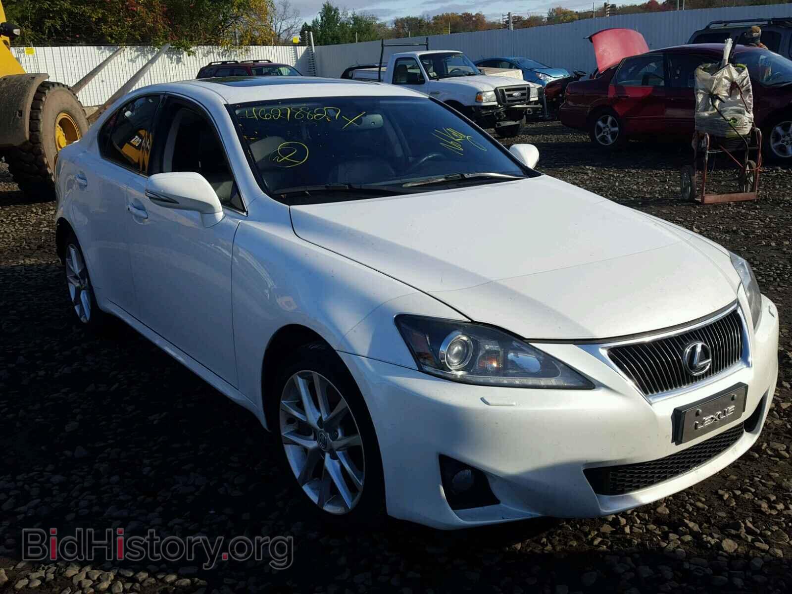 Photo JTHCE5C29B5000589 - LEXUS IS350 2011