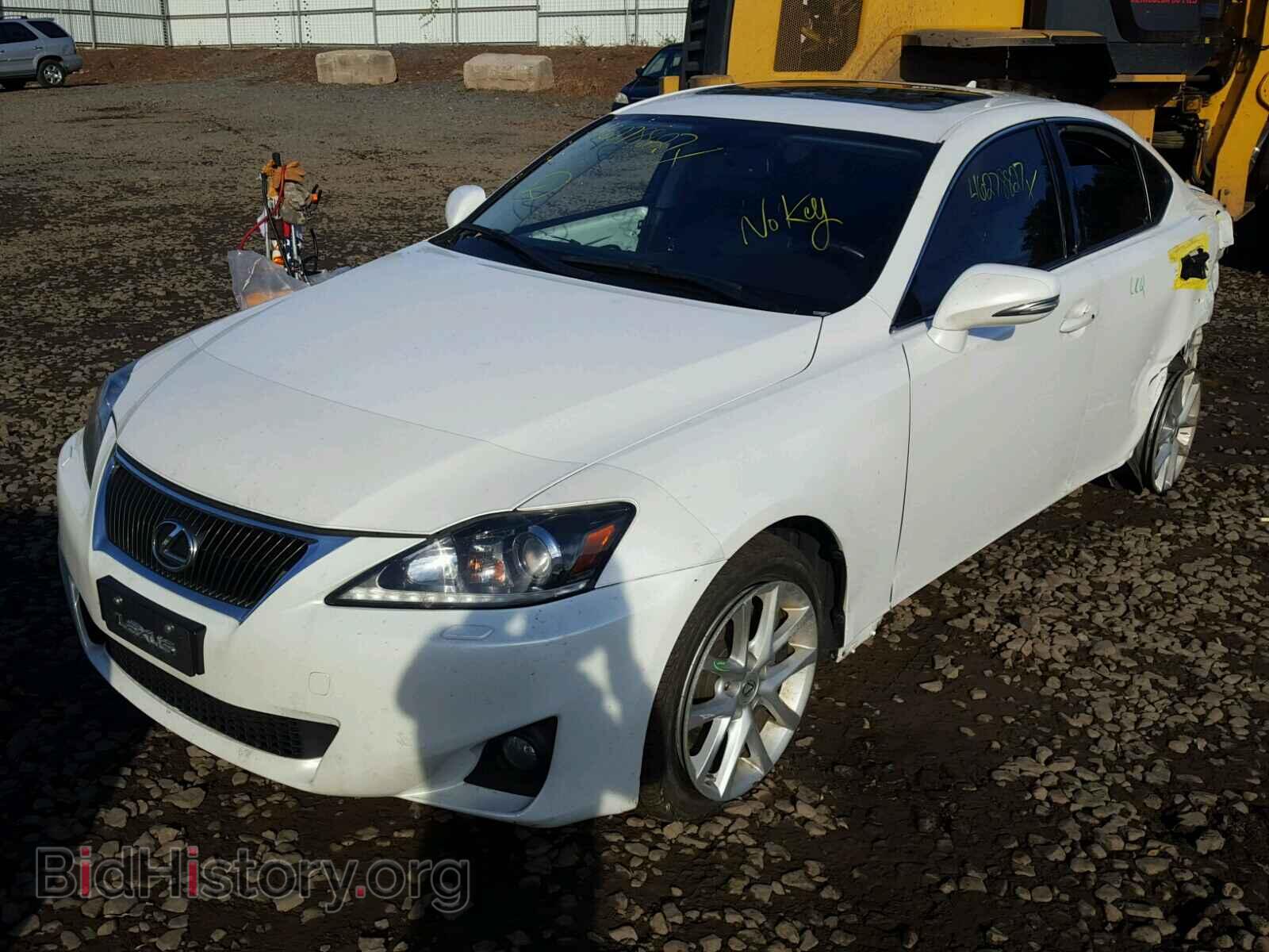 2011 LEXUS IS350 - VIN: JTHCE5C29B5000589 - Фото 2