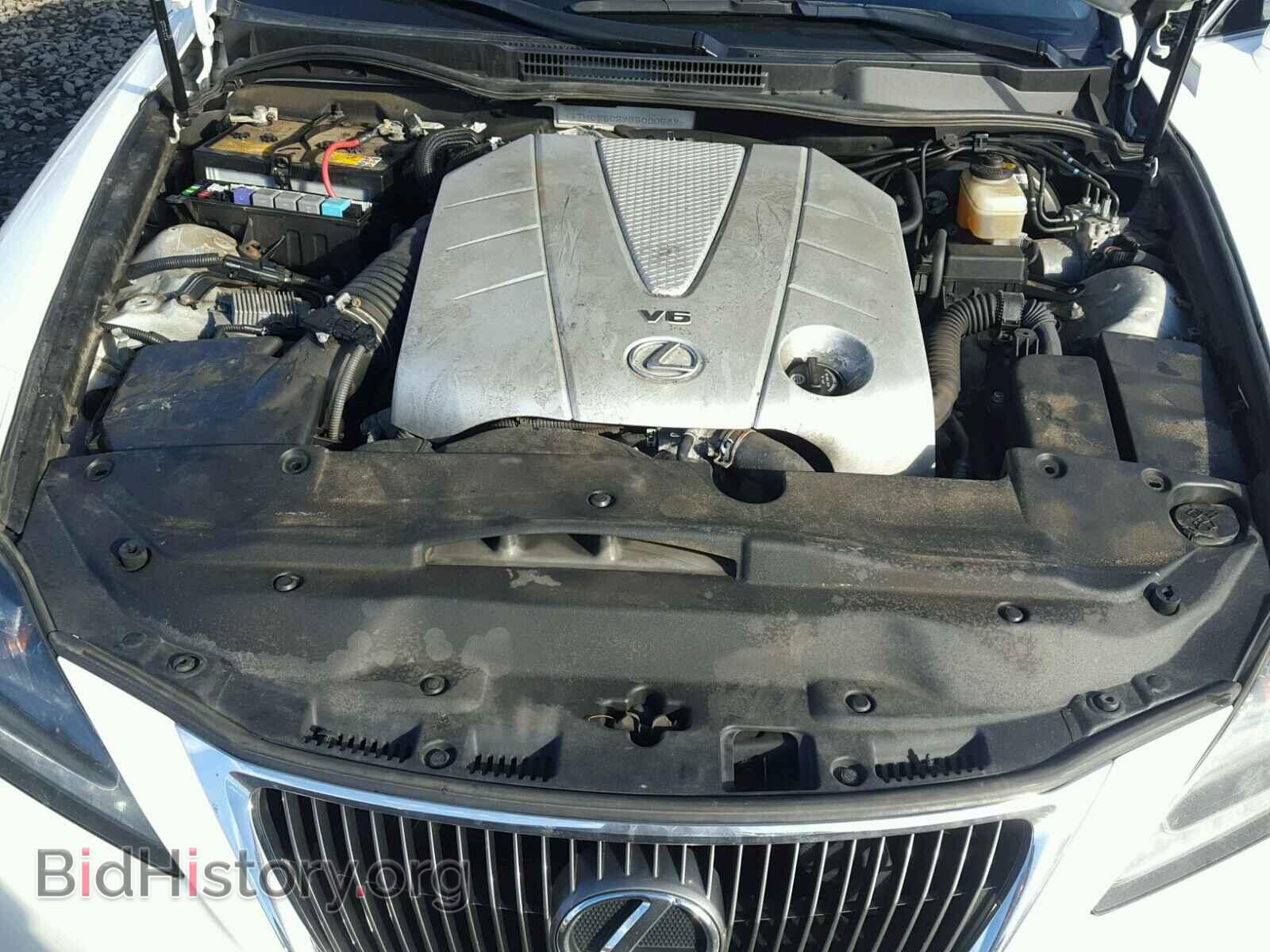 2011 LEXUS IS350 - VIN: JTHCE5C29B5000589 - Фото 6