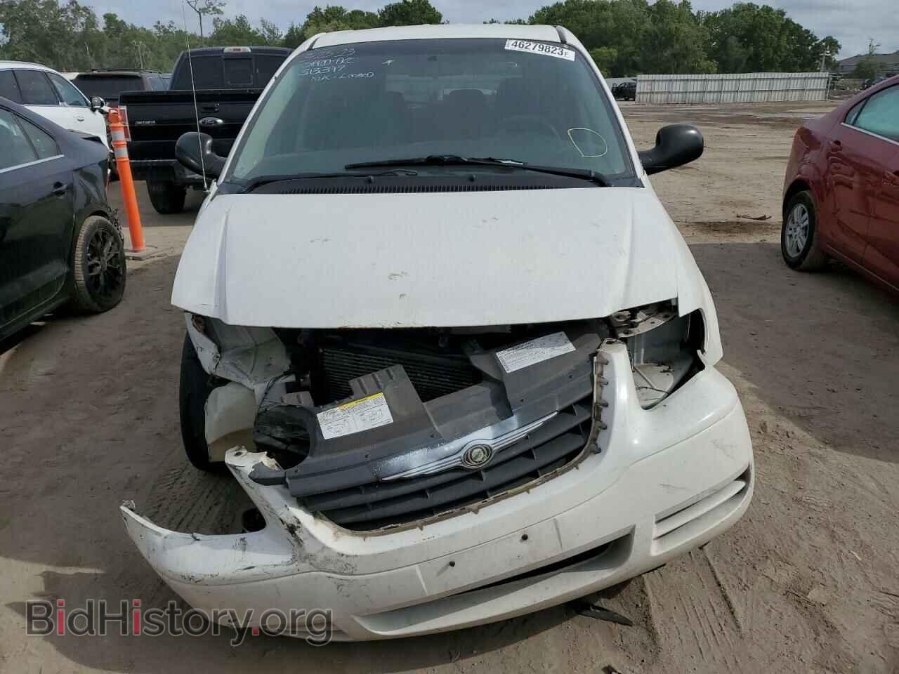 2006 CHRYSLER MINIVAN - VIN: 1A4GP45R16B595750 - Фото 5
