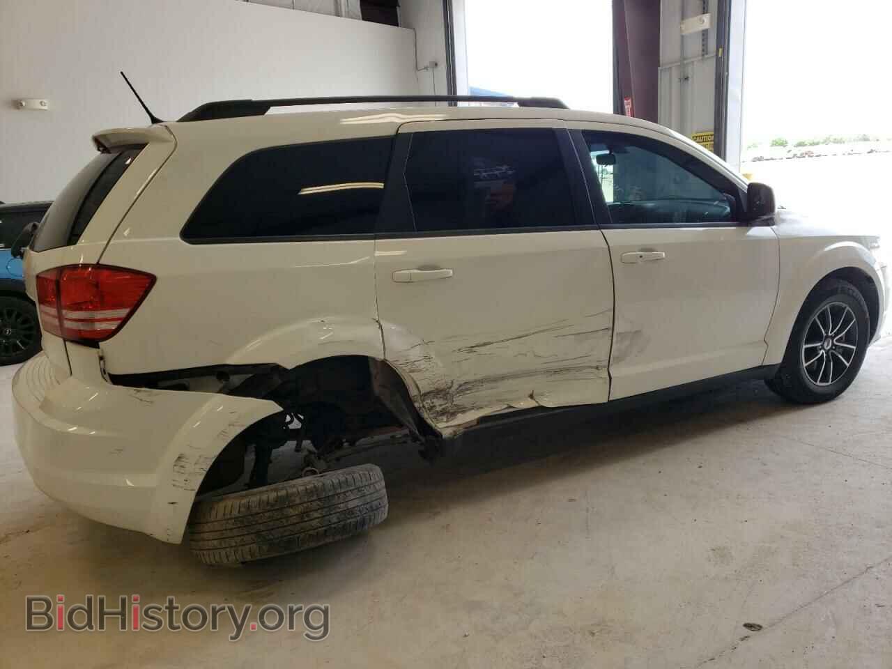 2018 DODGE JOURNEY - VIN: 3C4PDCAB2JT382590 - Фото 3