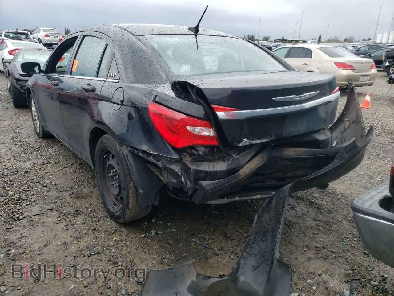 2013 CHRYSLER 200 - VIN: 1C3CCBAB8DN735368 - Фото 2