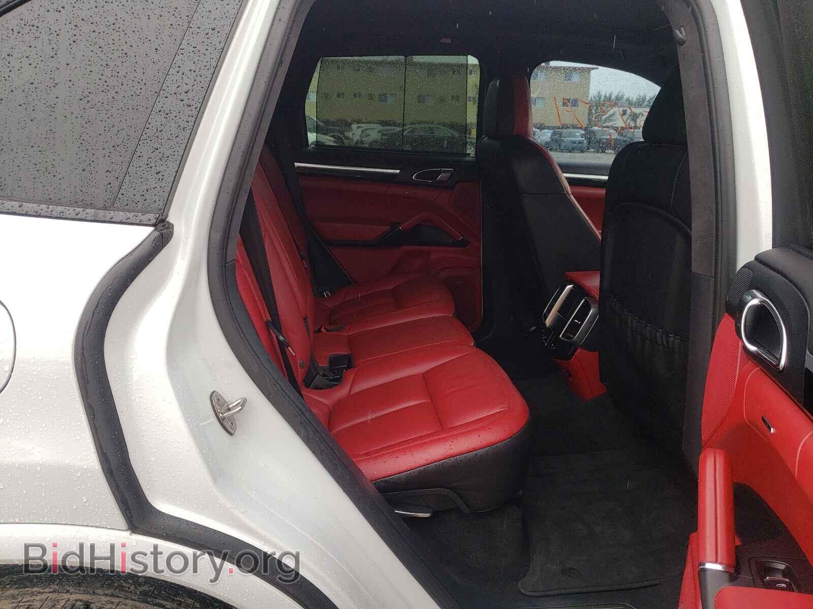 2016 PORSCHE CAYENNE - VIN: WP1AD2A27GLA80392 - Фото 6