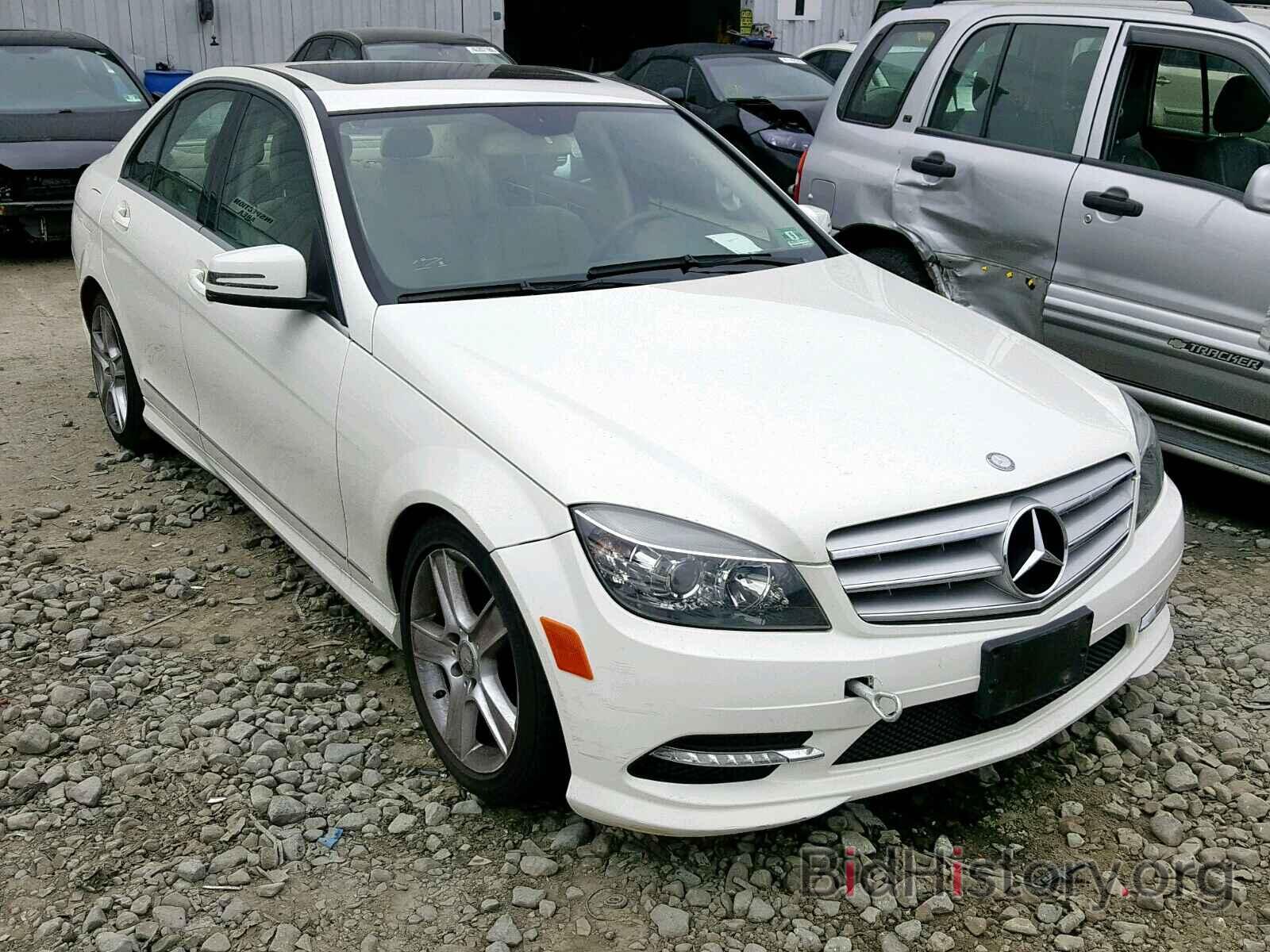 Photo WDDGF8BB5BR181594 - MERCEDES-BENZ C CLASS 2011