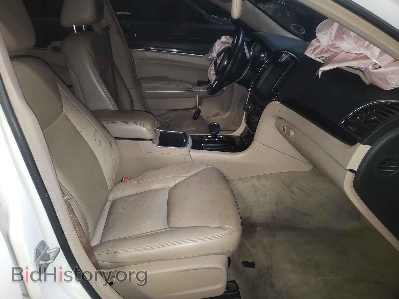 2013 CHRYSLER 300 - VIN: 2C3CCAAG1DH529176 - Фото 5