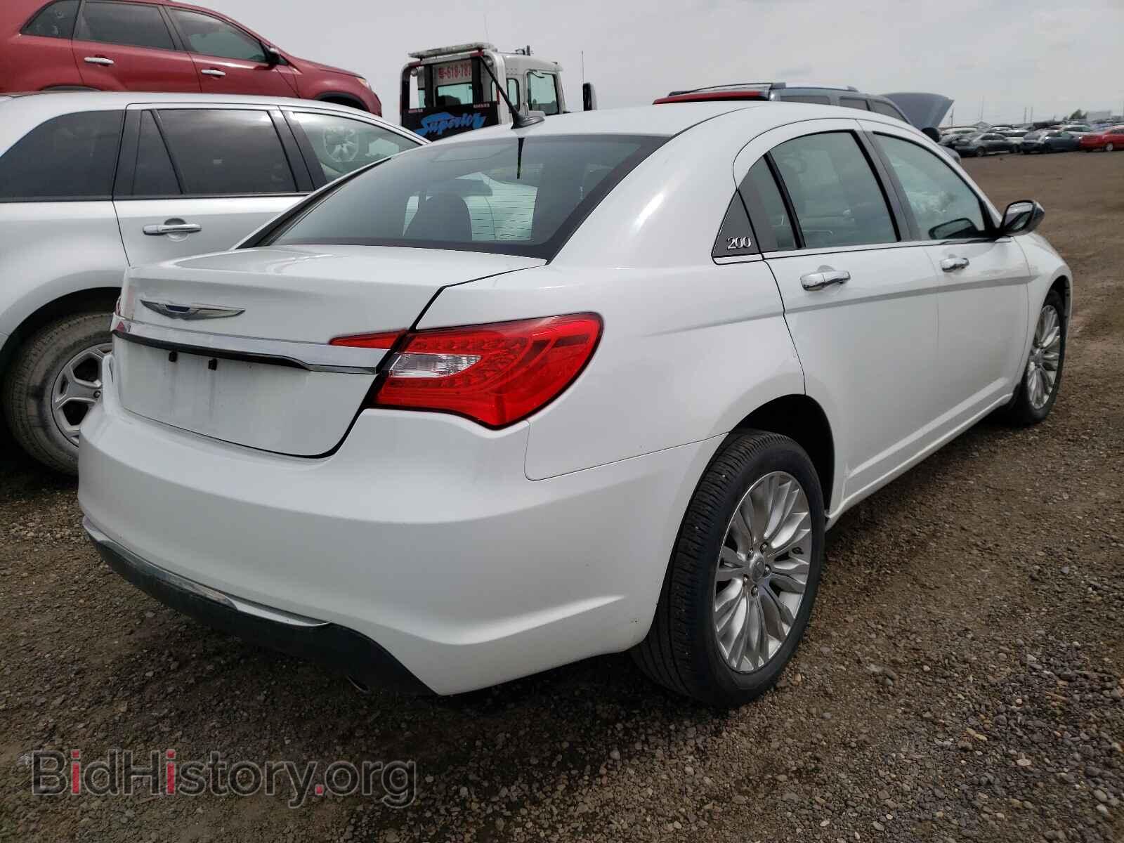 2012 CHRYSLER 200 - VIN: 1C3CCBCG3CN246061 - Фото 4