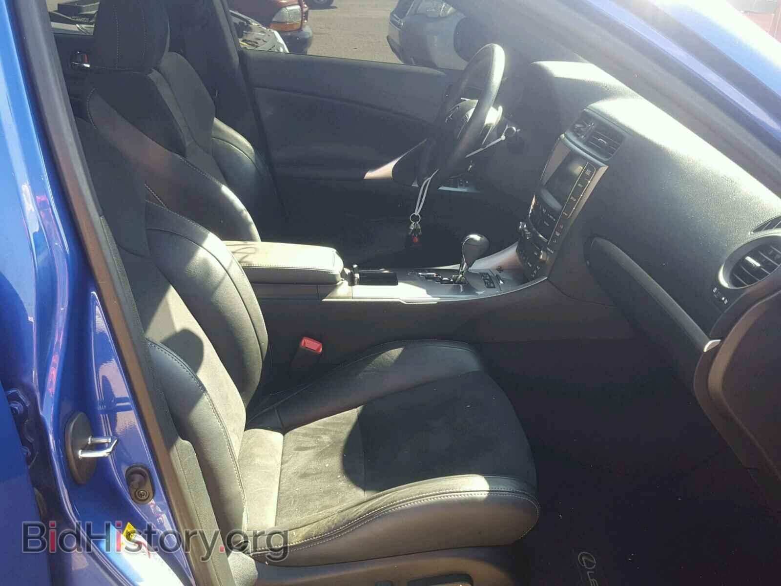 2012 LEXUS IS - VIN: JTHBE5C21C5028982 - Фото 5