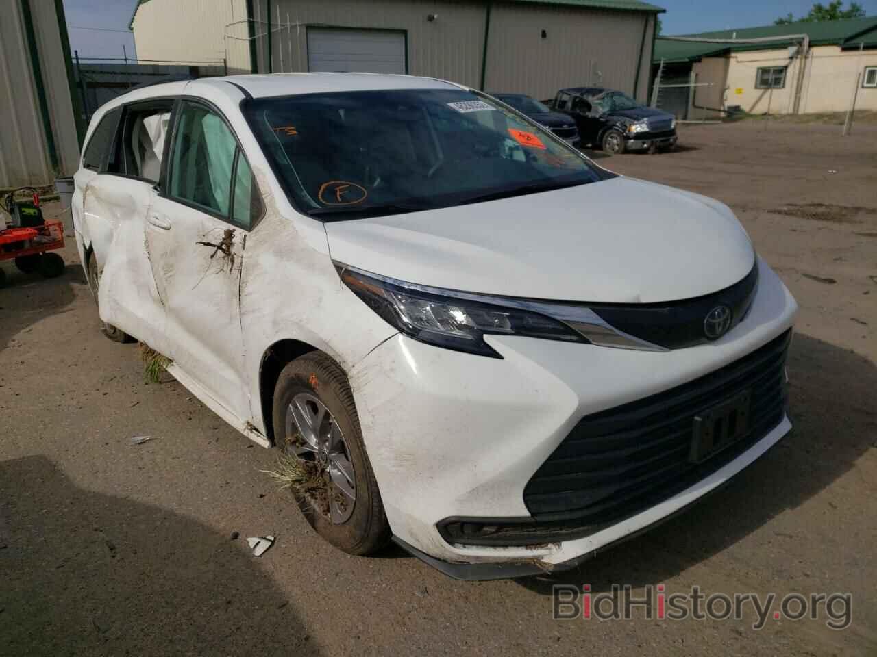 Фотография 5TDKSKFC2NS052136 - TOYOTA SIENNA 2022