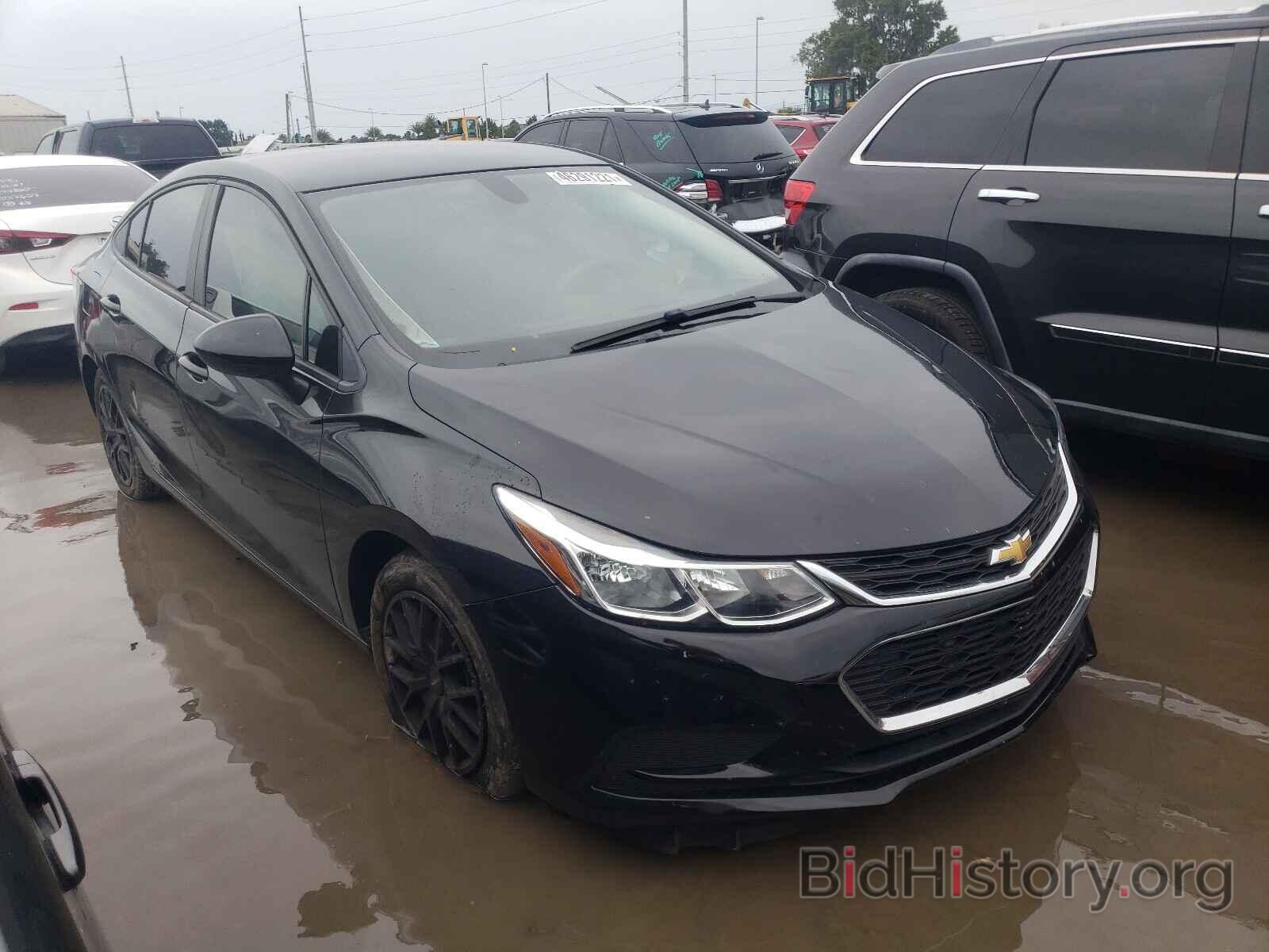 Photo 1G1BC5SM7H7211267 - CHEVROLET CRUZE 2017