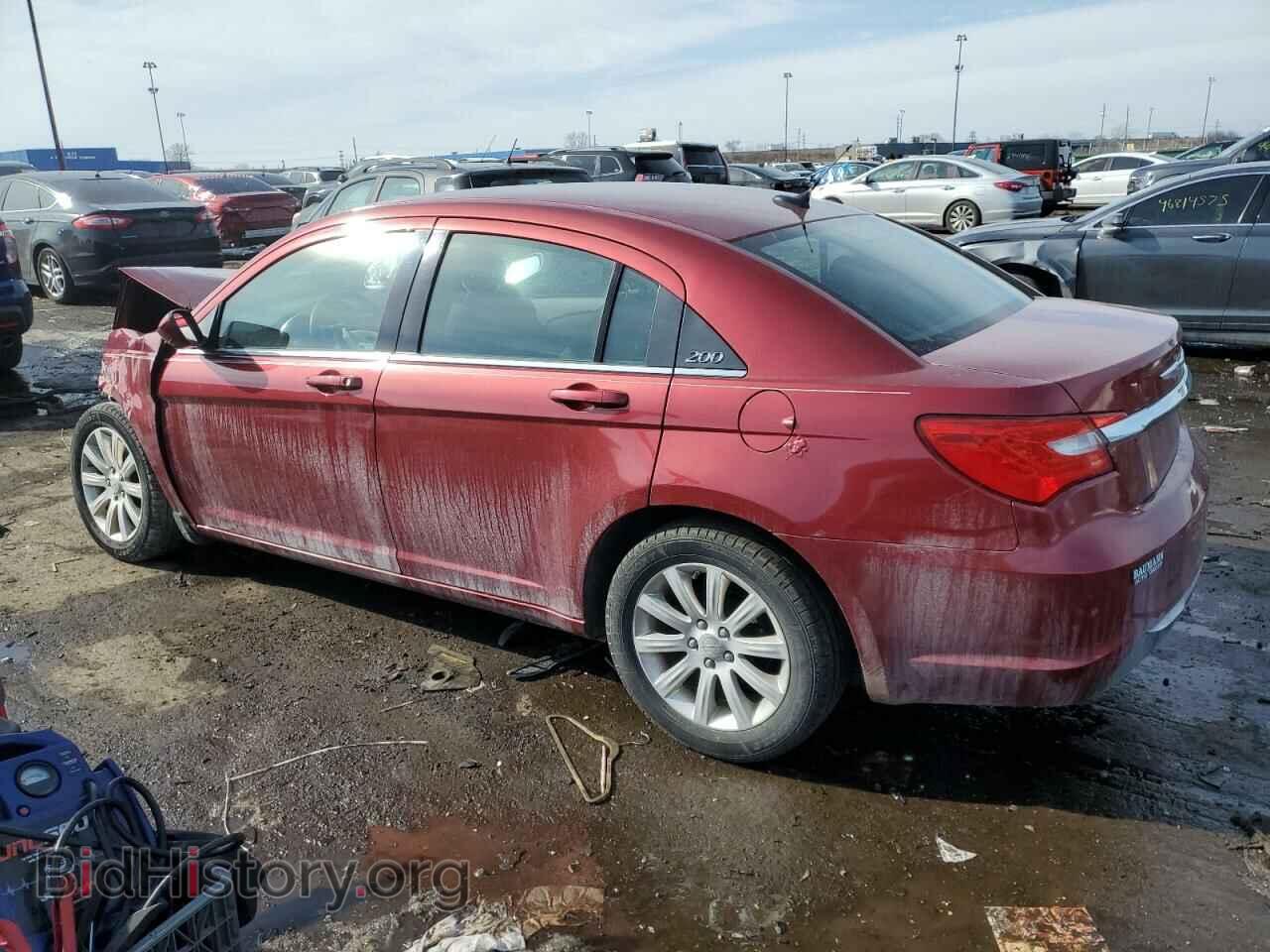 2011 CHRYSLER 200 - VIN: 1C3BC1FB4BN555493 - Фото 2