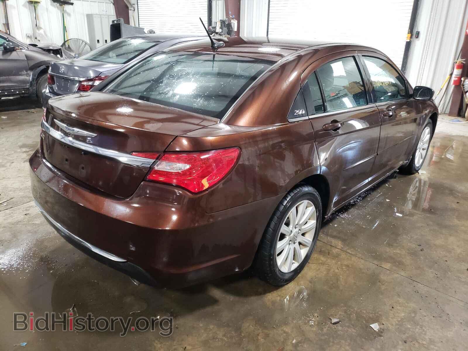 2013 CHRYSLER 200 - VIN: 1C3CCBBG5DN731823 - Фото 4