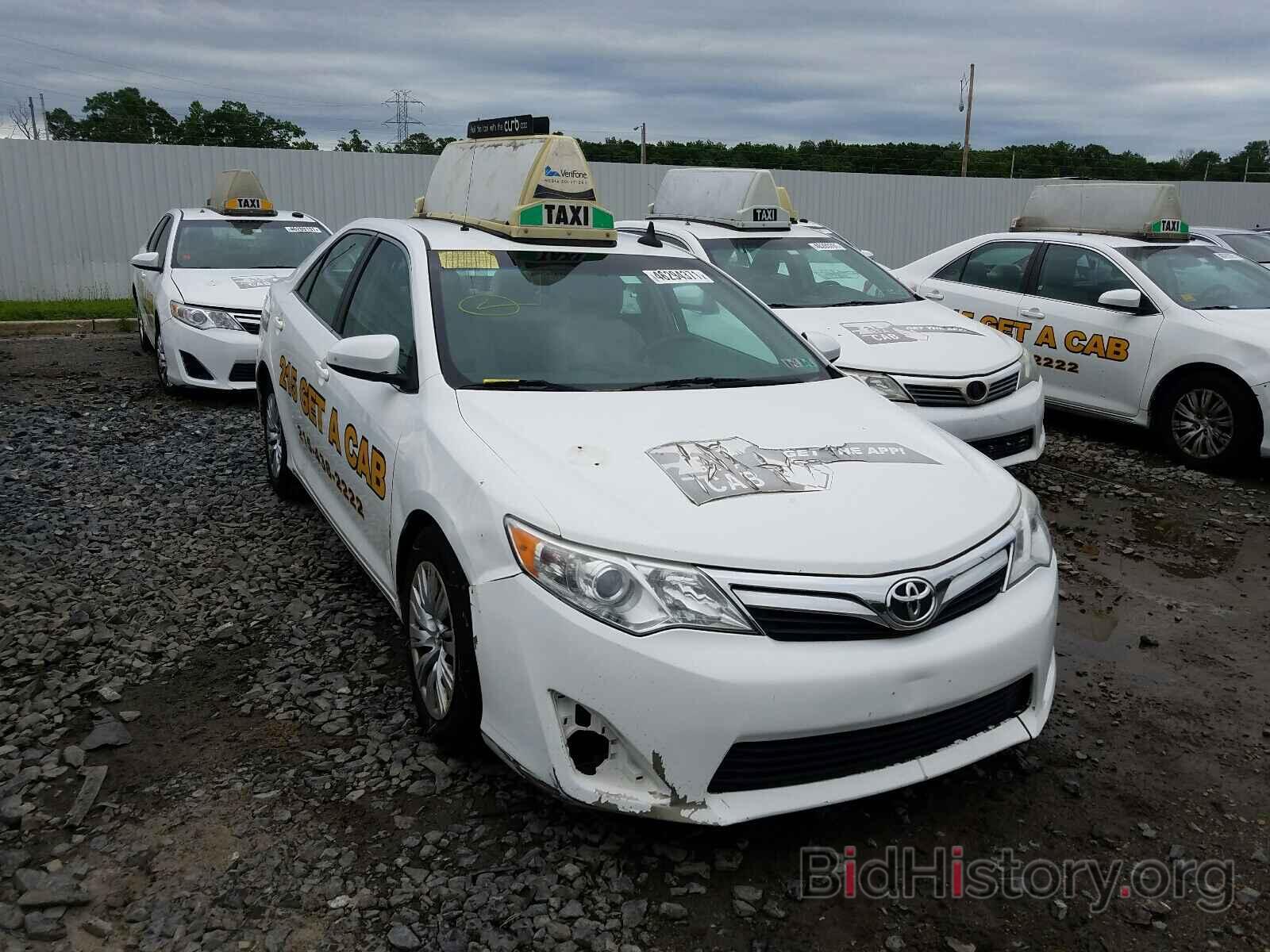 Photo 4T4BF1FK1ER348364 - TOYOTA CAMRY 2014