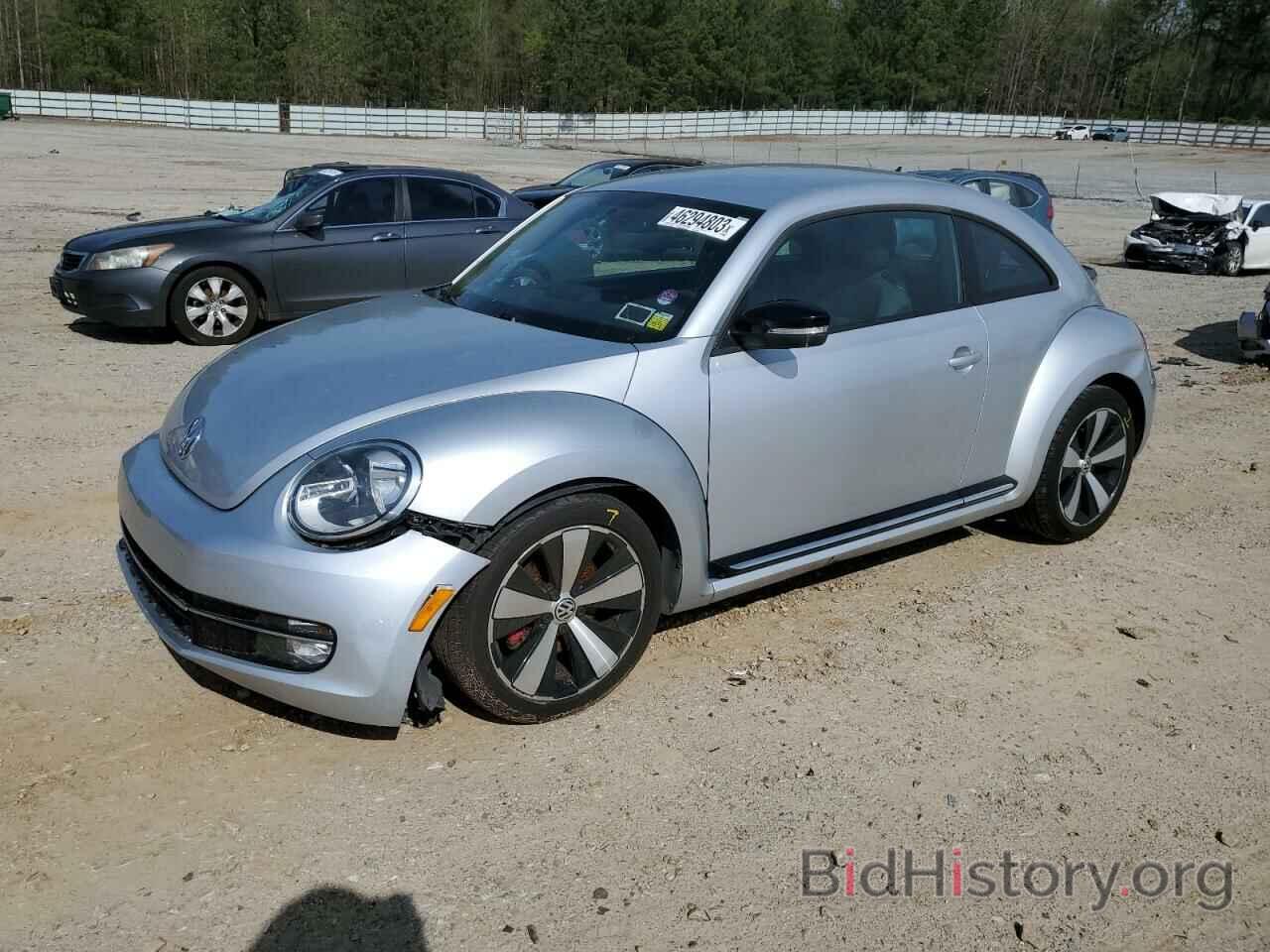 Photo 3VW467AT4CM648456 - VOLKSWAGEN BEETLE 2012