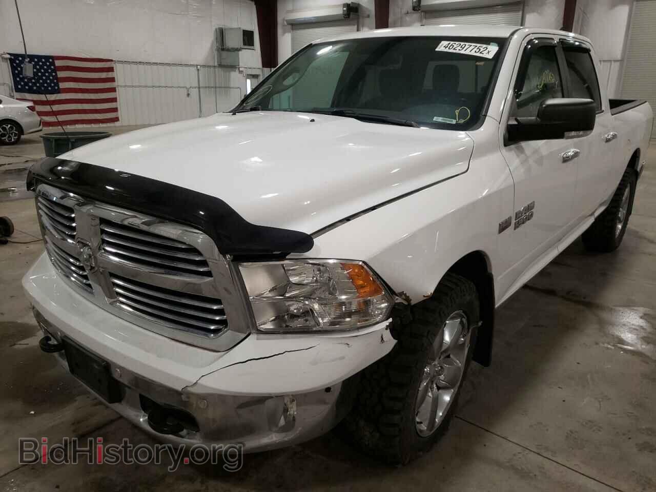 2016 RAM 1500 - VIN: 1C6RR7TT2GS218250 - Photo 2