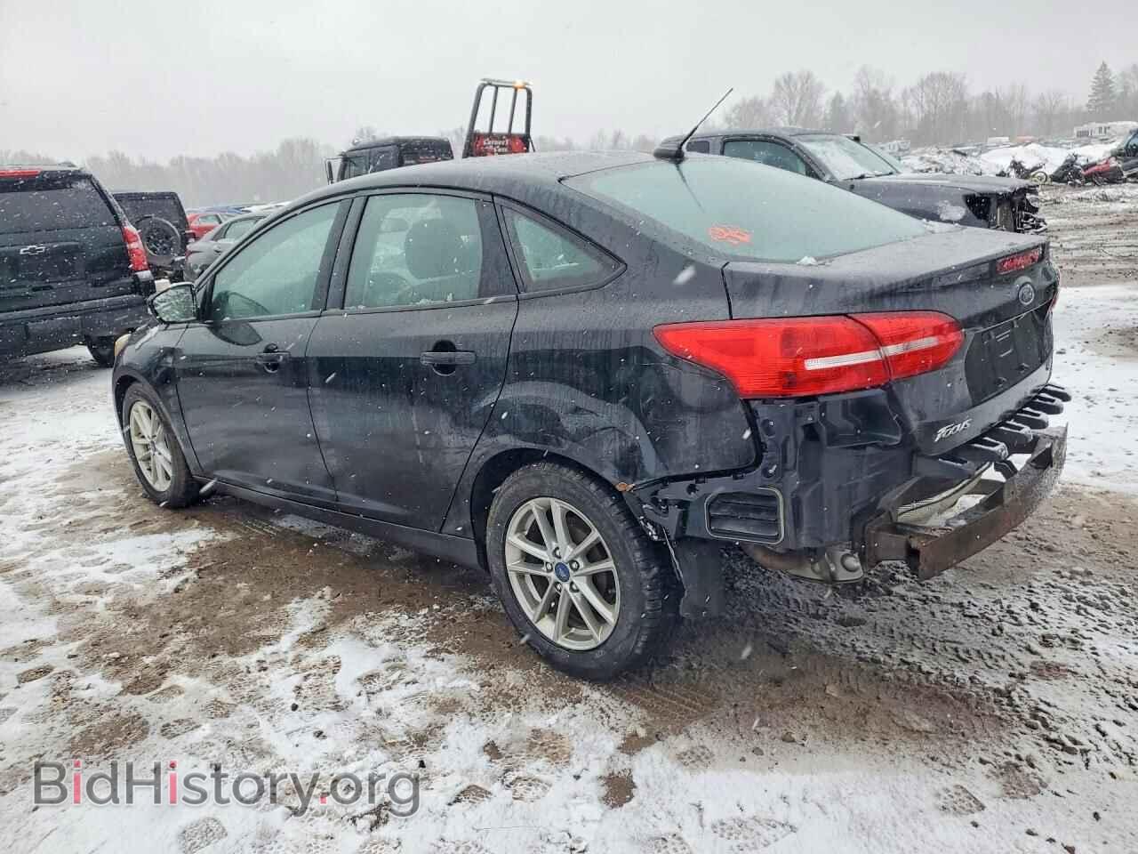 2017 FORD FOCUS - VIN: 1FADP3F28HL222650 - Фото 2