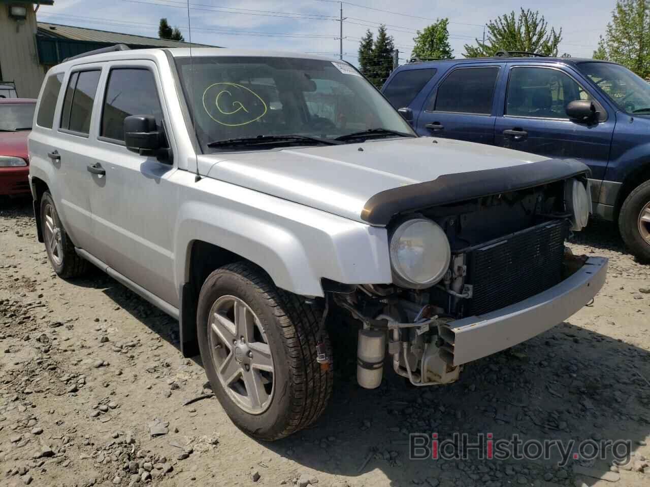 Фотография 1J8FF28W78D516088 - JEEP PATRIOT 2008