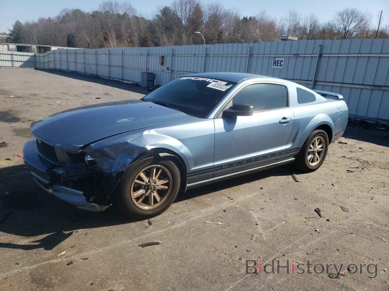 Photo 1ZVFT80N165162045 - FORD MUSTANG 2006
