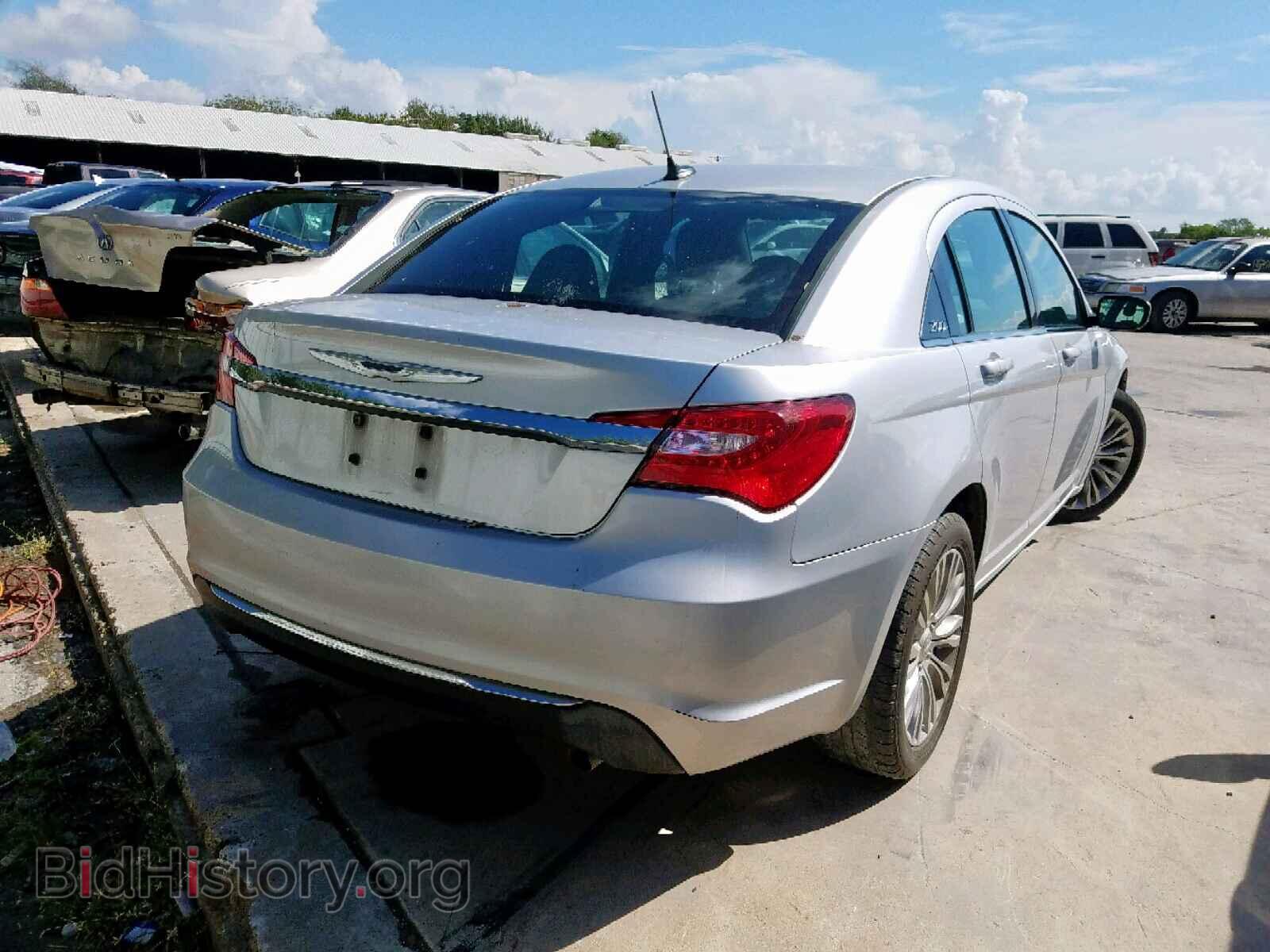 2012 CHRYSLER 200 - VIN: 1C3CCBAB4CN138457 - Фото 4