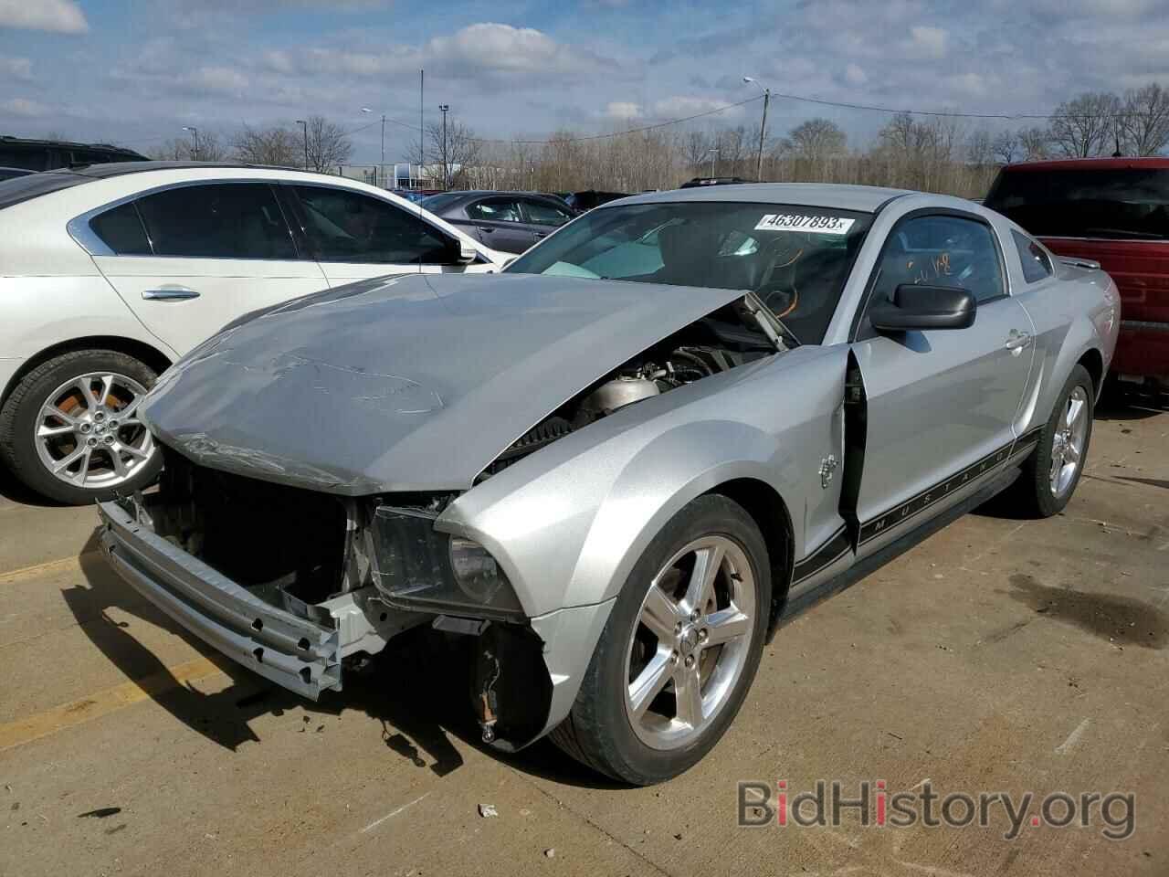 Photo 1ZVHT80N795106088 - FORD MUSTANG 2009