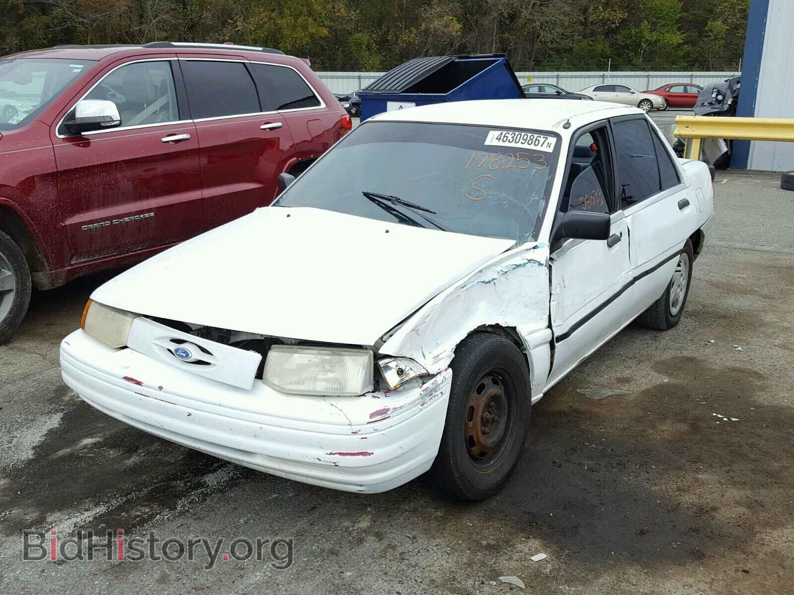 1993 FORD ESCORT - VIN: 3FAPP13J0PR178253 - Фото 2