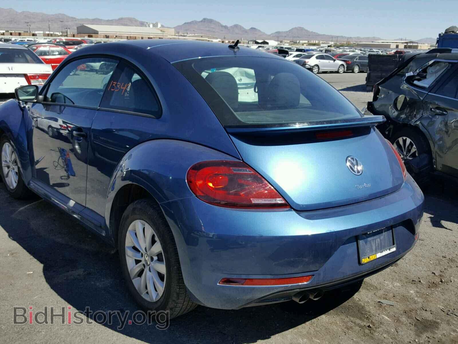 2017 VOLKSWAGEN BEETLE - VIN: 3VWF17AT2HM604759 - Фото 3