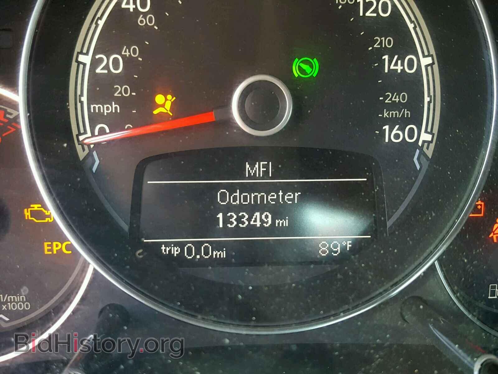 2017 VOLKSWAGEN BEETLE - VIN: 3VWF17AT2HM604759 - Фото 8
