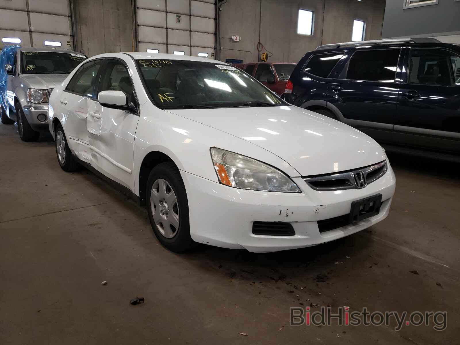 Photo 1HGCM56467A024558 - HONDA ACCORD 2007