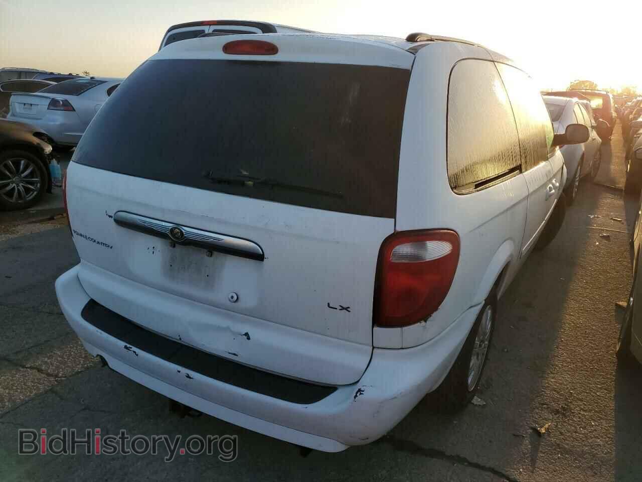 2007 CHRYSLER MINIVAN - VIN: 2A4GP44R67R252114 - Фото 3