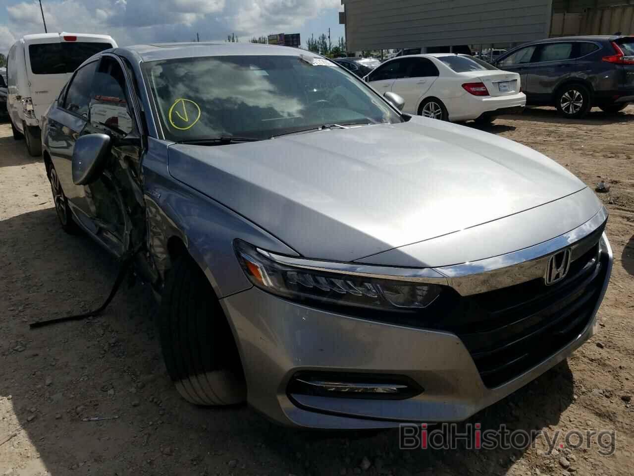 Photo 1HGCV3F52KA012345 - HONDA ACCORD 2019