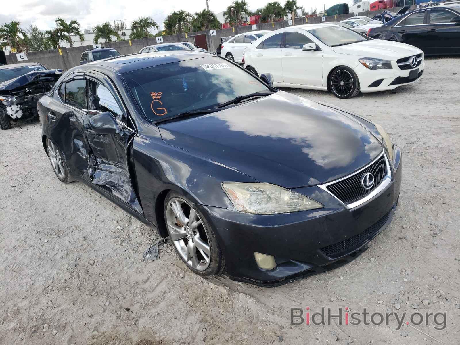 Photo JTHBE262872008083 - LEXUS IS 2007