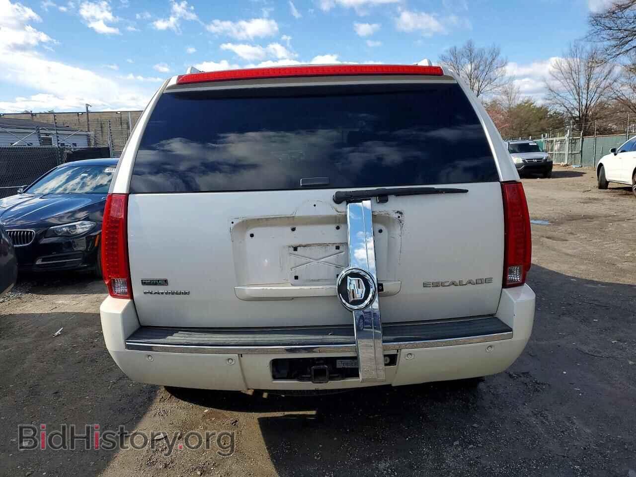 2011 CADILLAC ESCALADE - VIN: 1GYS4DEF3BR320133 - Фото 6