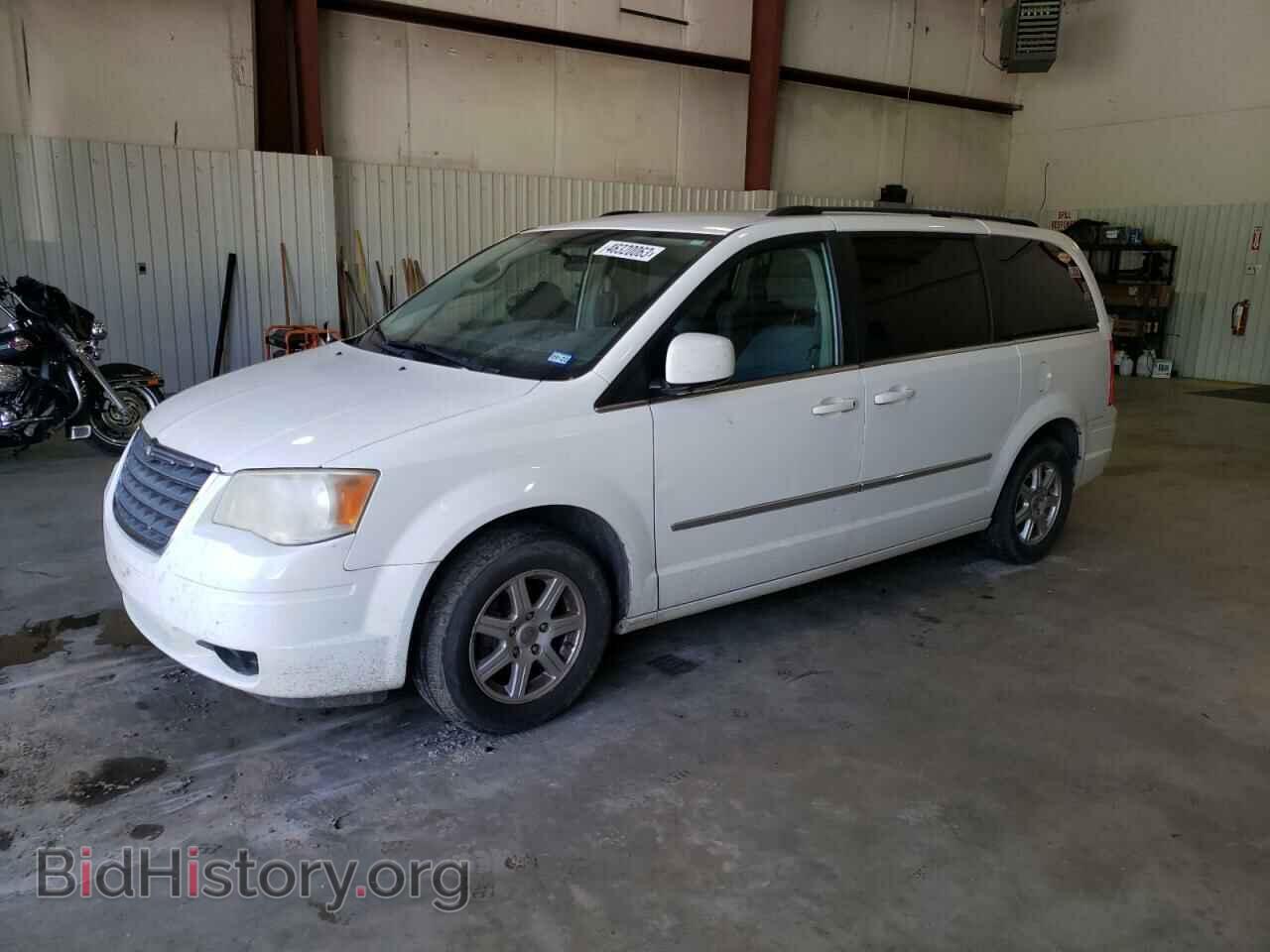 Photo 2A4RR5D13AR369580 - CHRYSLER MINIVAN 2010