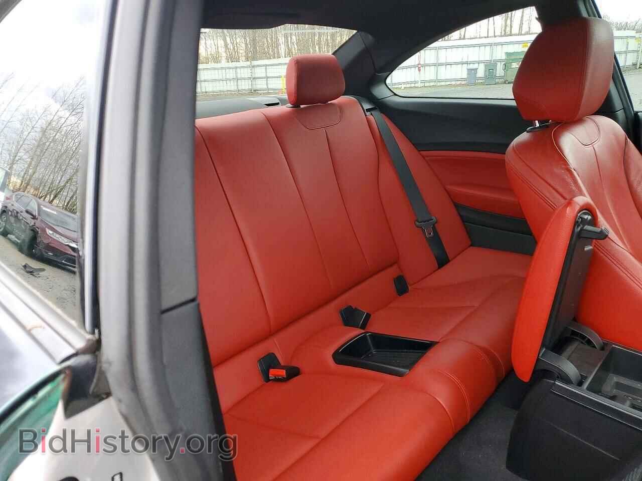 2016 BMW M2 - VIN: WBA1J9C58GV372032 - Photo 10