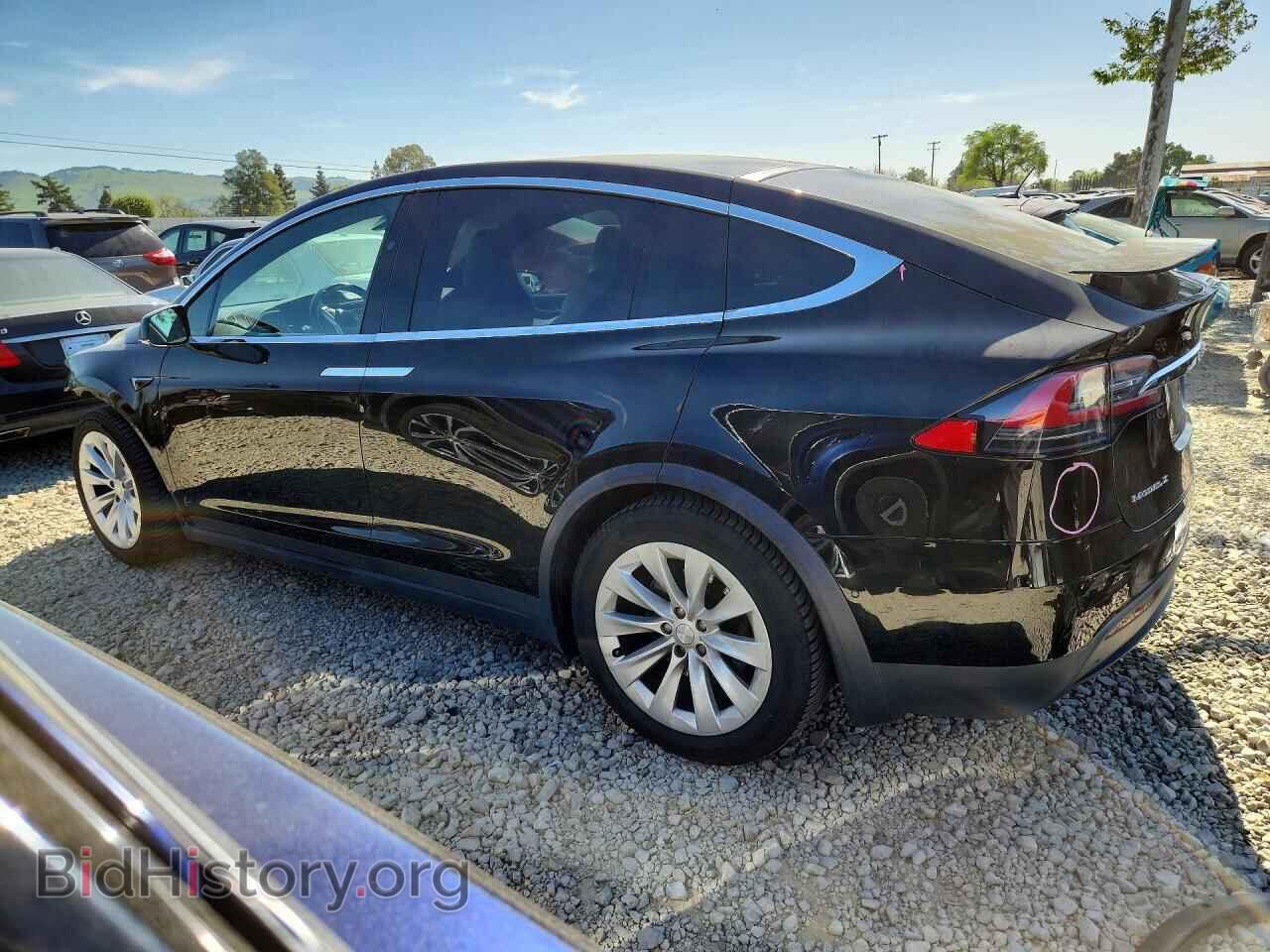 2017 TESLA MODEL X - VIN: 5YJXCBE26HF048854 - Фото 2